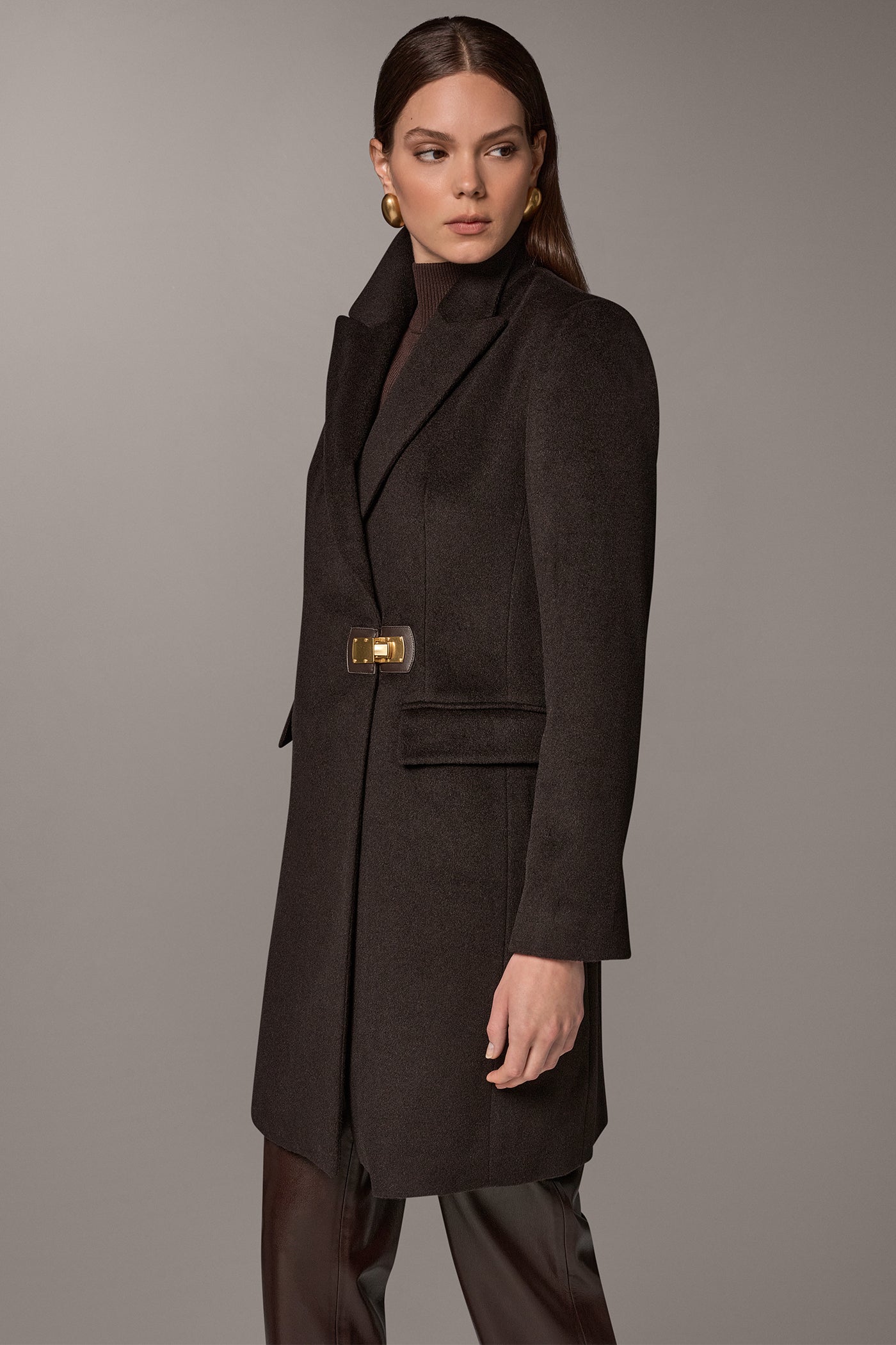 WOOL BLEND BUCKLE BLAZER COAT (alternate view)