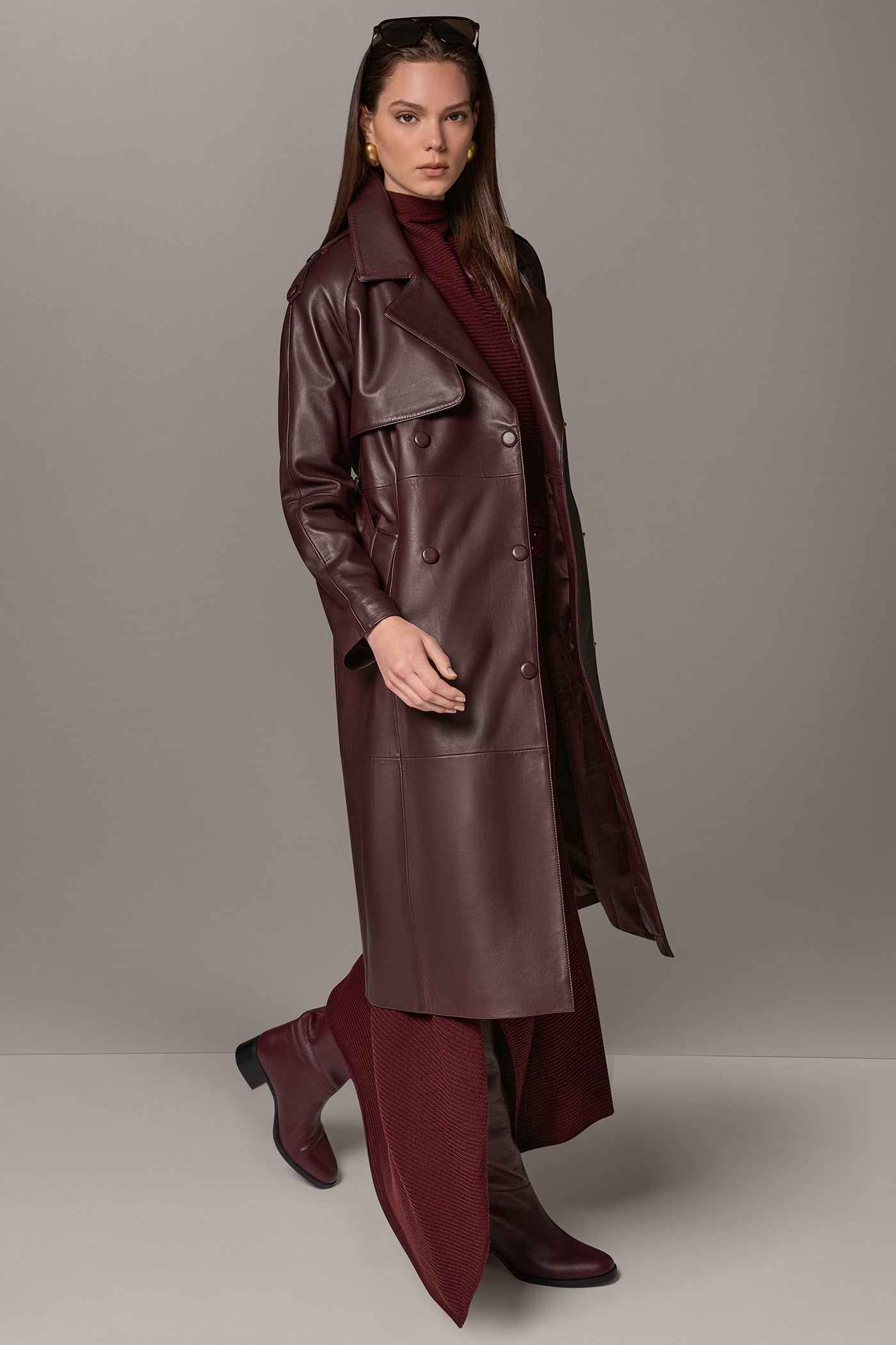 DOUBLE-BREASTED TRENCH COAT VIEW 3