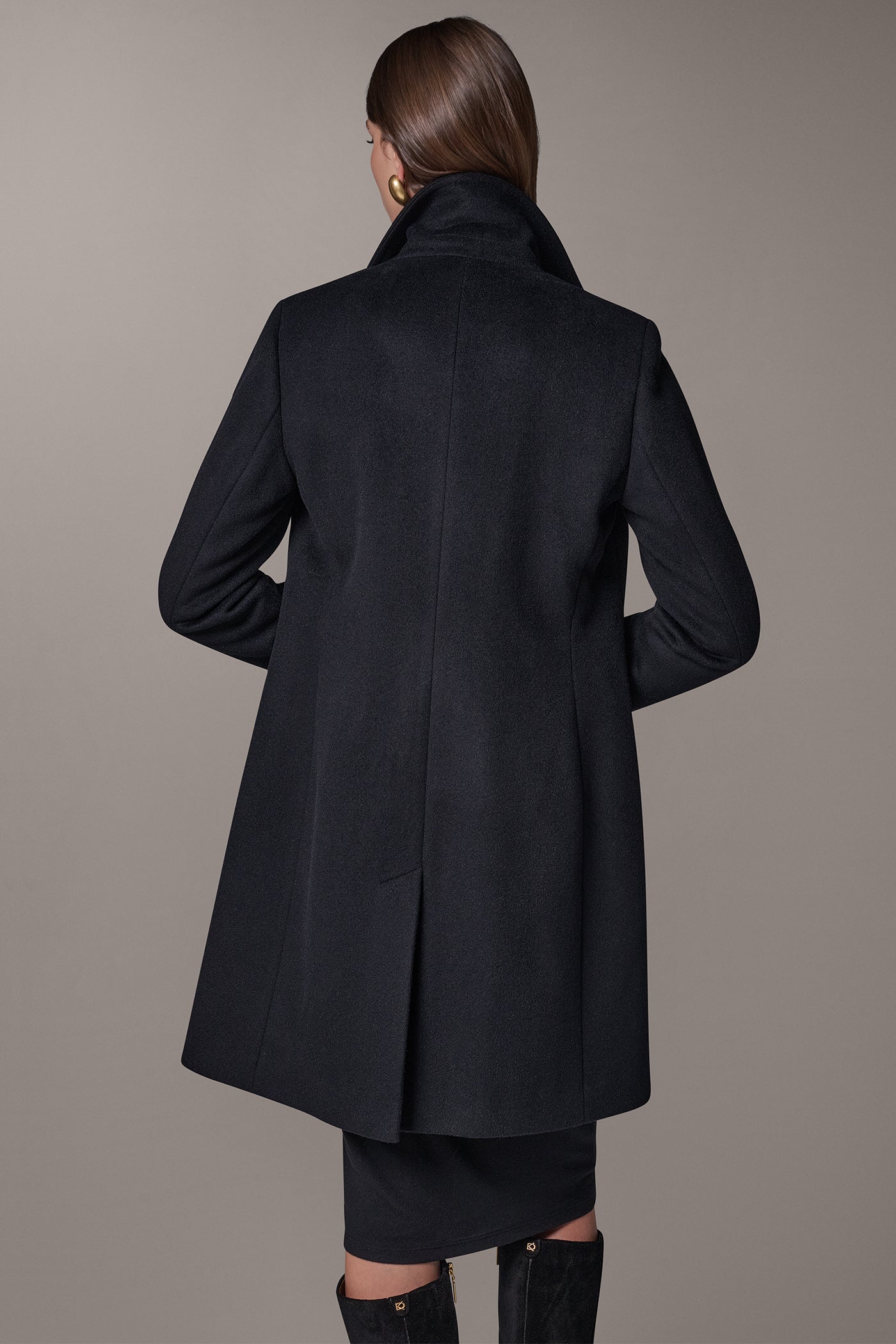 TWO BUTTON REEFER COAT VIEW 3