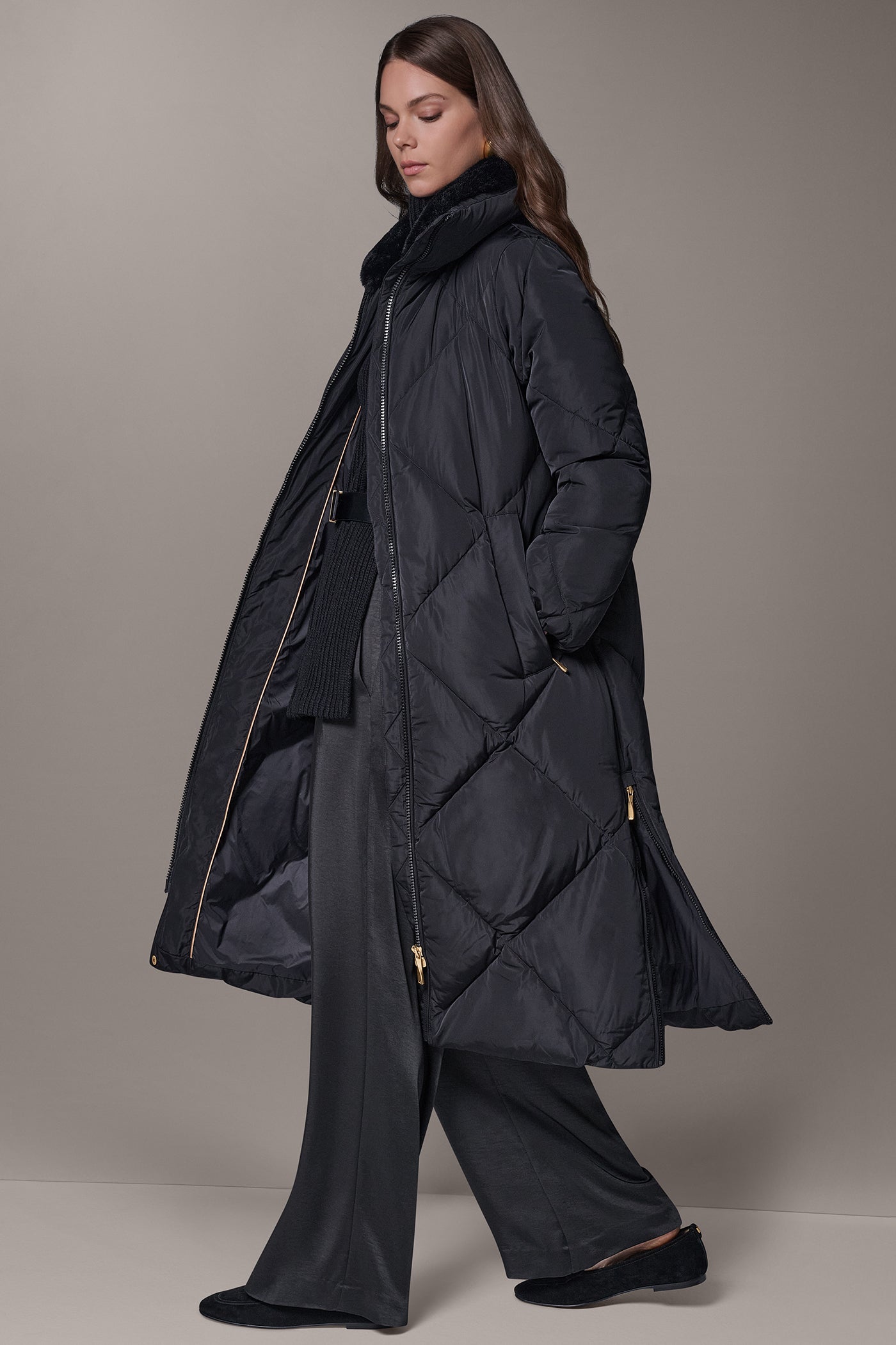 DIAMOND QUILT DOWN WALKER COAT VIEW 2