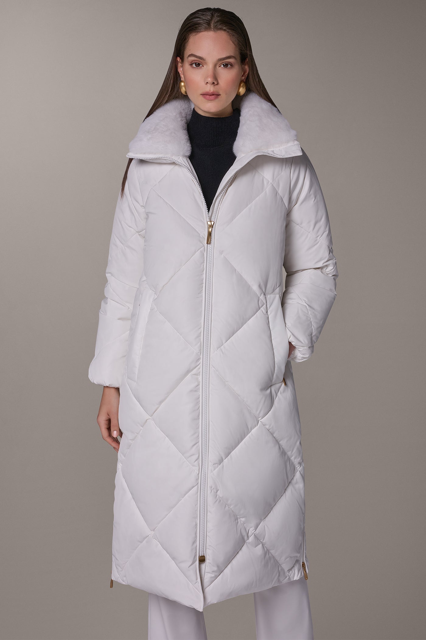 DIAMOND QUILT DOWN WALKER COAT VIEW 10