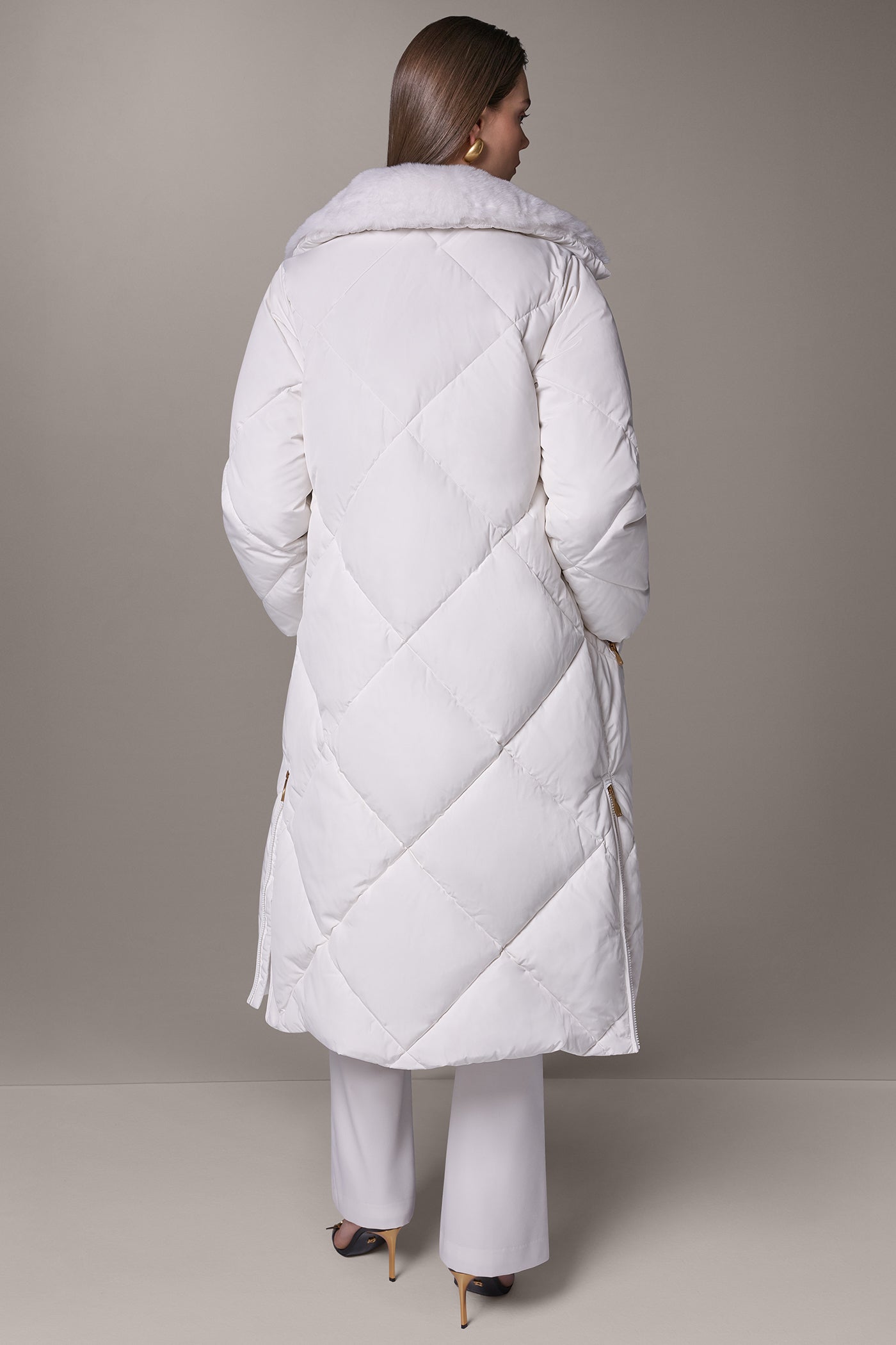 DIAMOND QUILT DOWN WALKER COAT VIEW 3
