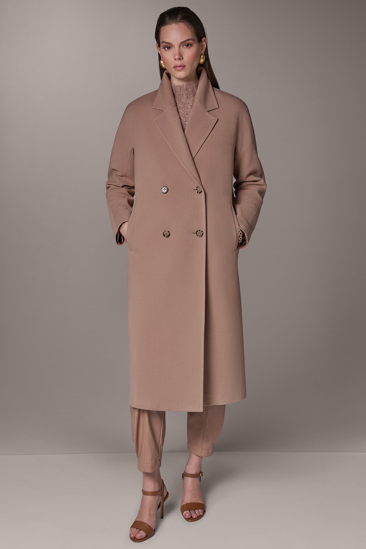 DOUBLE-BREASTED COAT VIEW 9