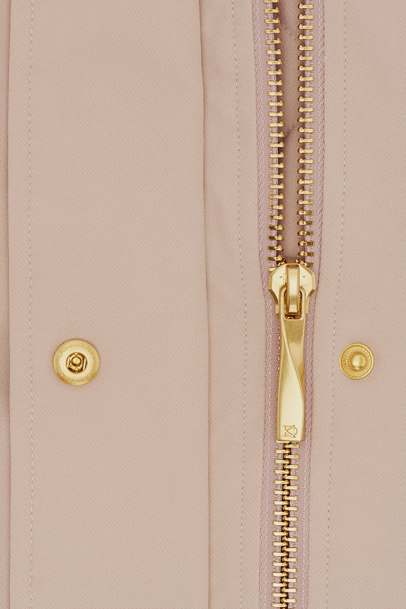 HOODED PARKA VIEW 19