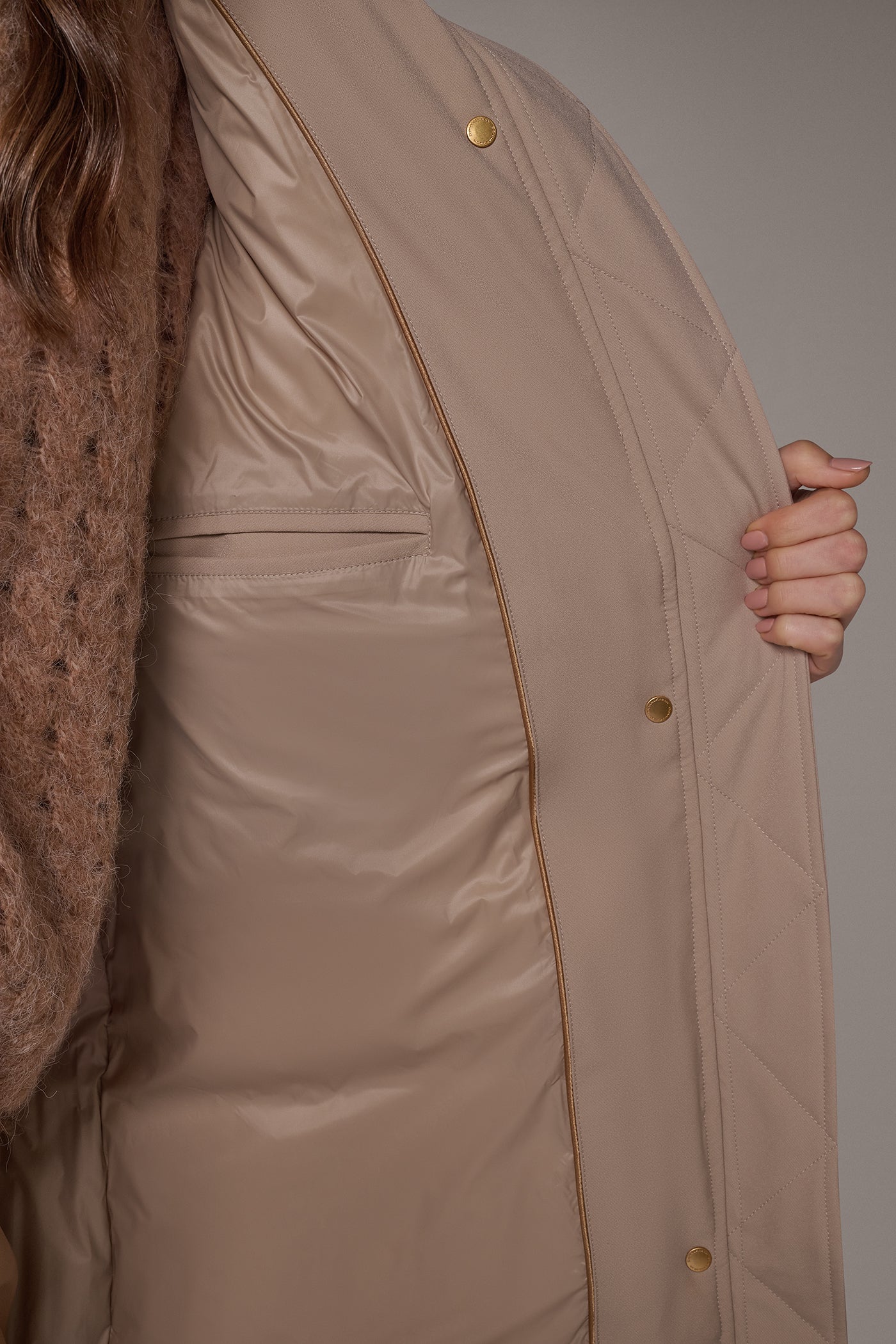 HOODED PARKA VIEW 7