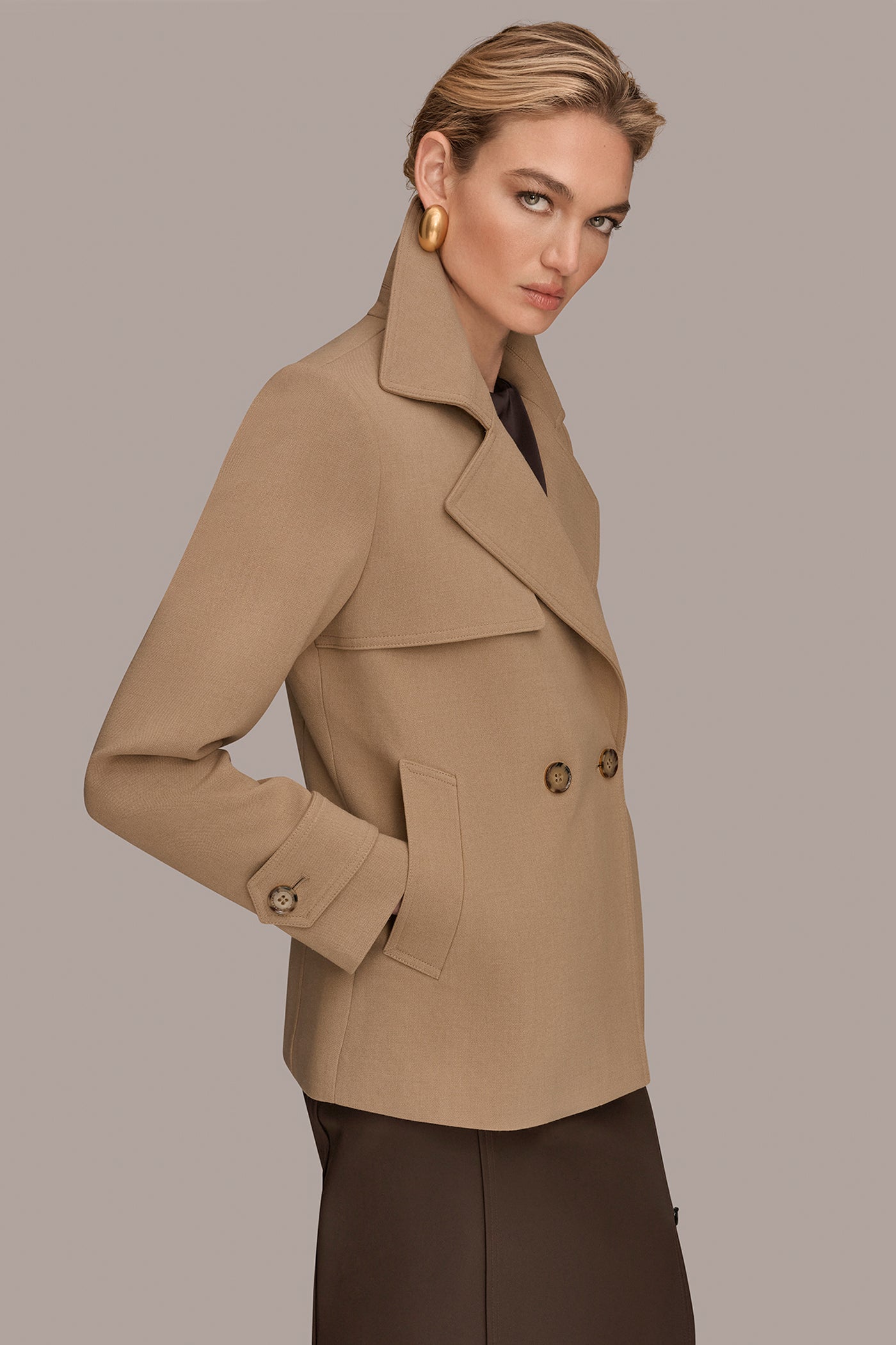 CROPPED DOUBLE-BREASTED TRENCH COAT VIEW 3 | New Arrivals