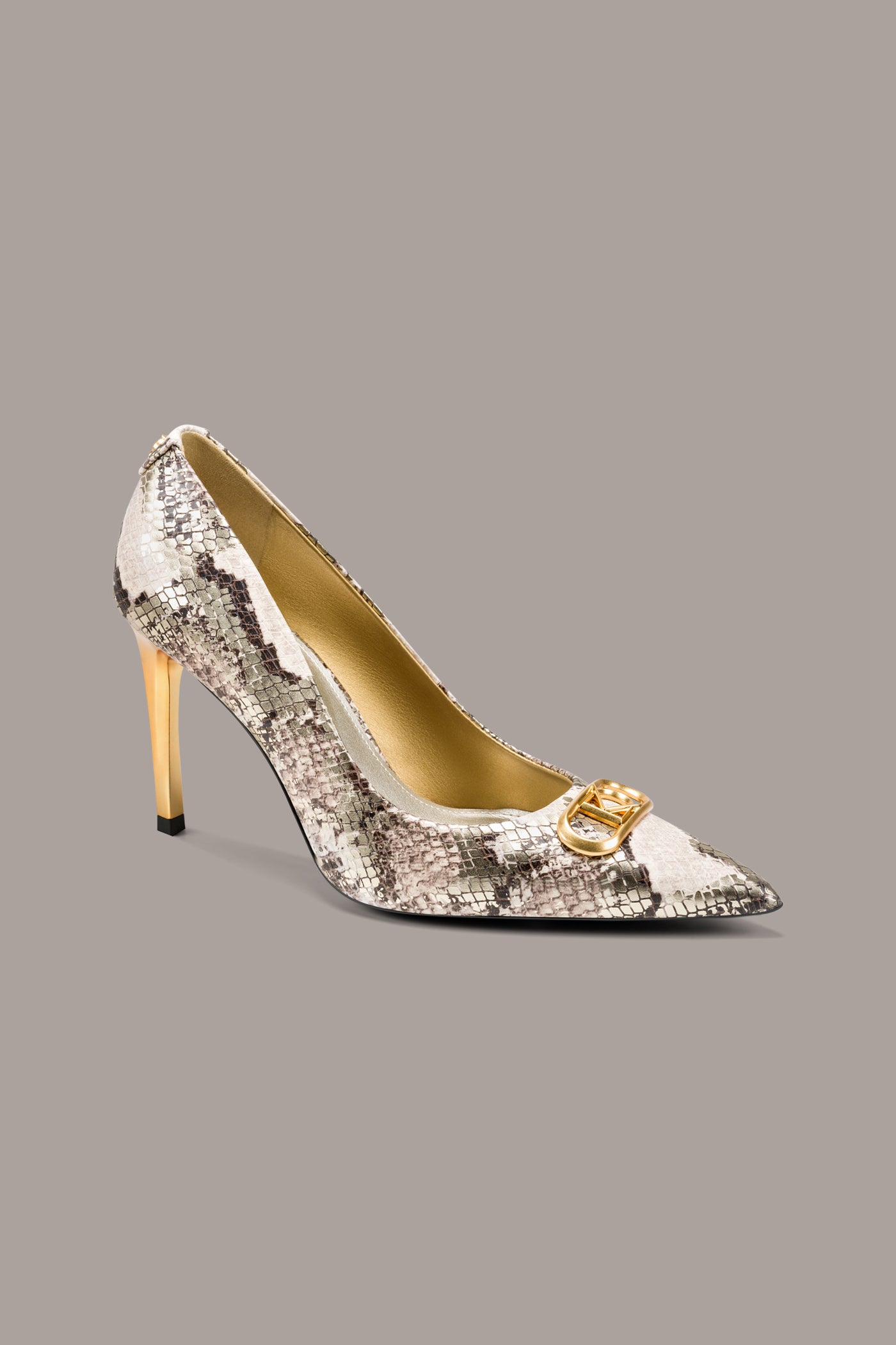 PANTHIA HIGH PUMP VIEW 1