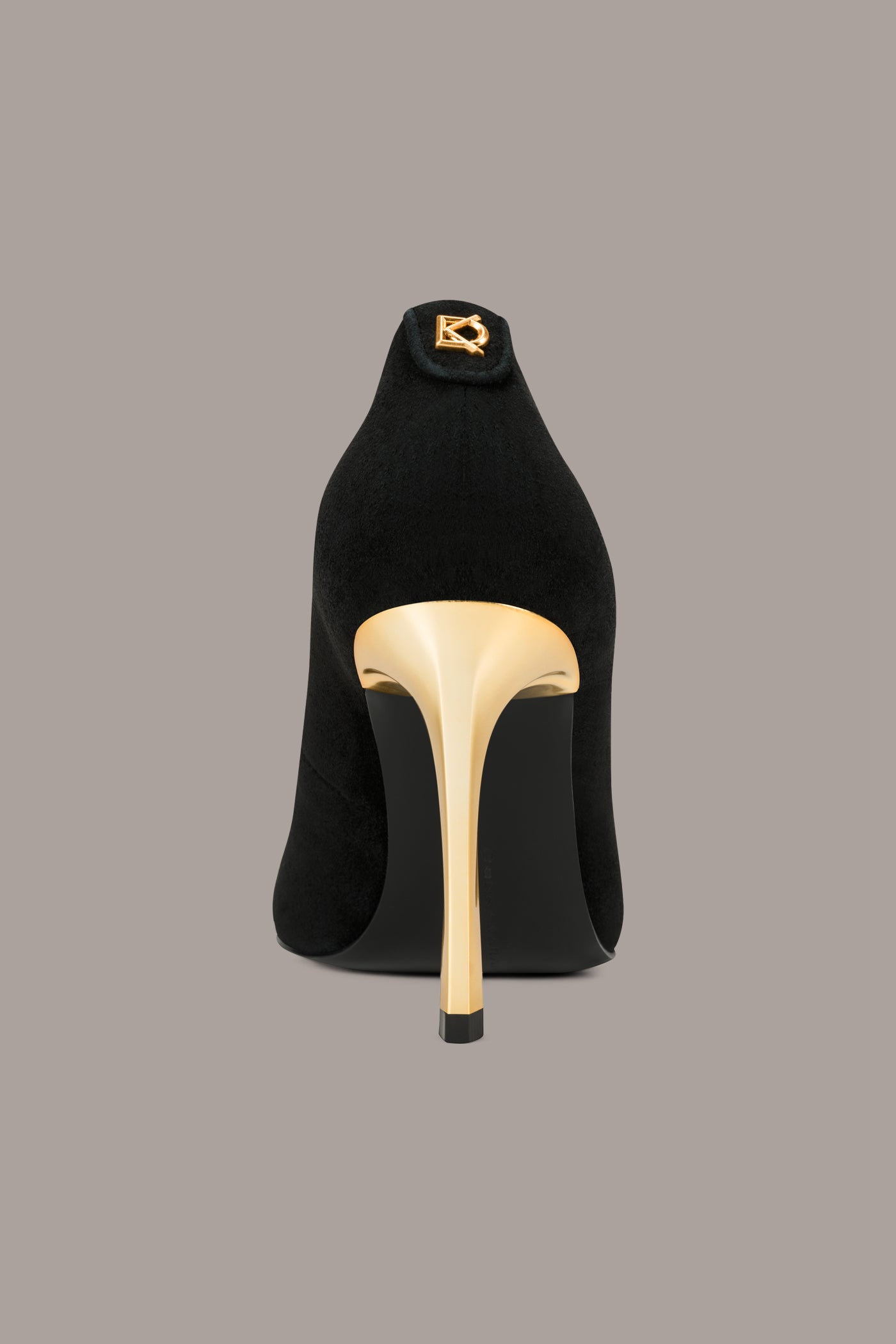 PANTHIA HIGH PUMP VIEW 4