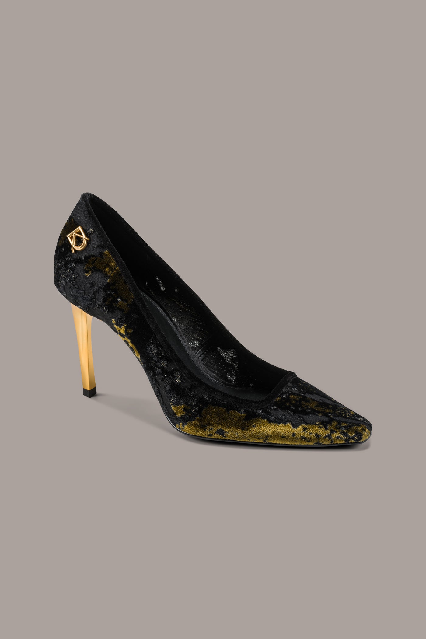 SAVITA HIGH PUMP VIEW 1