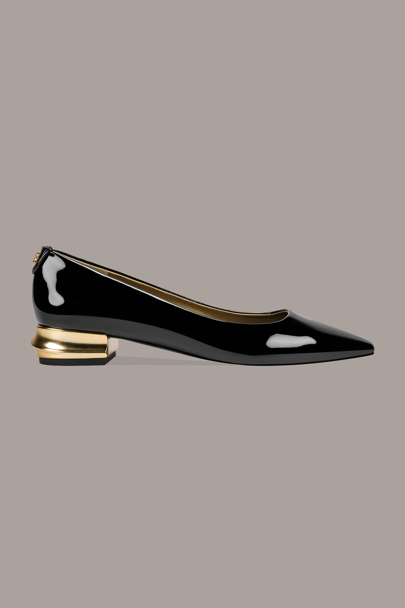 SAVITA POINTED FLAT VIEW 2